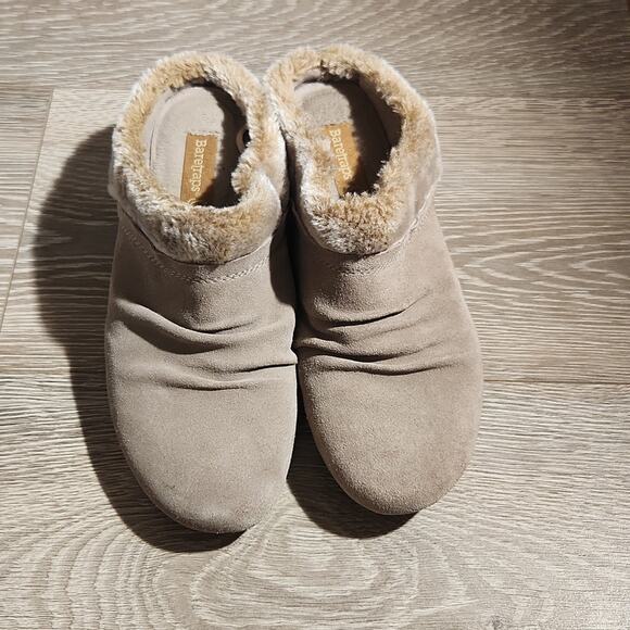 Baretraps Becker mushroom Suede Clogs 7.5 Water Resistant - Picture 1 of 12